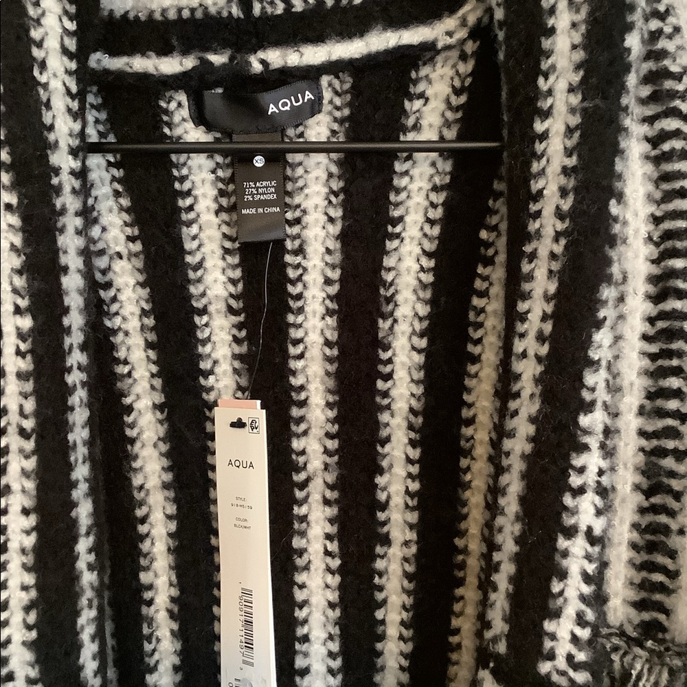 Aqua Fringe-Trim Open Front Cardigan with Pockets Black/White XSmall - Picture 3 of 4